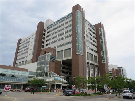 stlukes-stl.com|St. Luke's Hospital .